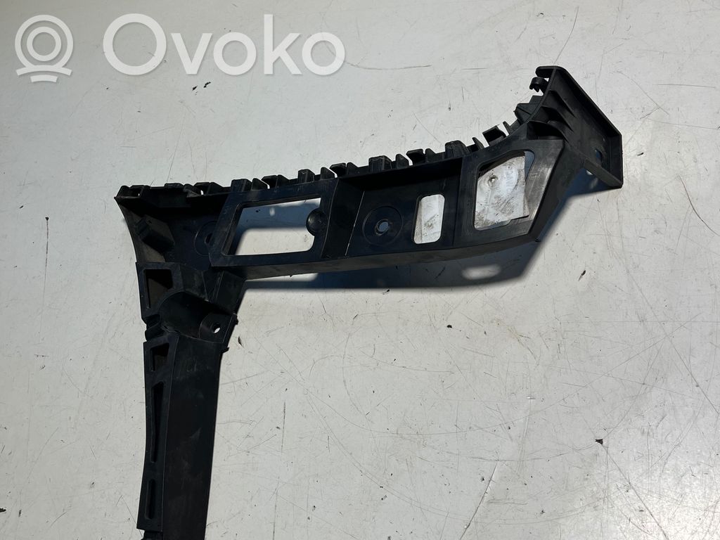 Volkswagen Touran II Uchwyt / Mocowanie zderzaka tylnego 