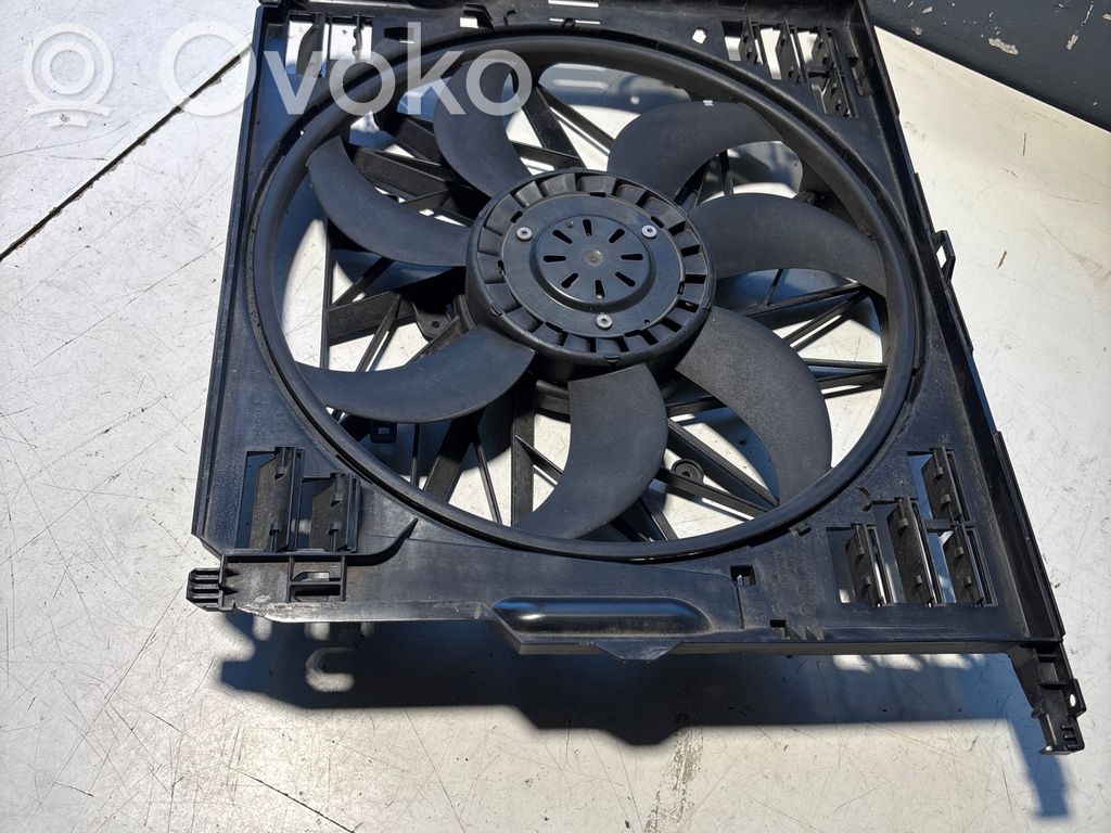 BMW 5 F10 F11 Elektryczny wentylator chłodnicy 