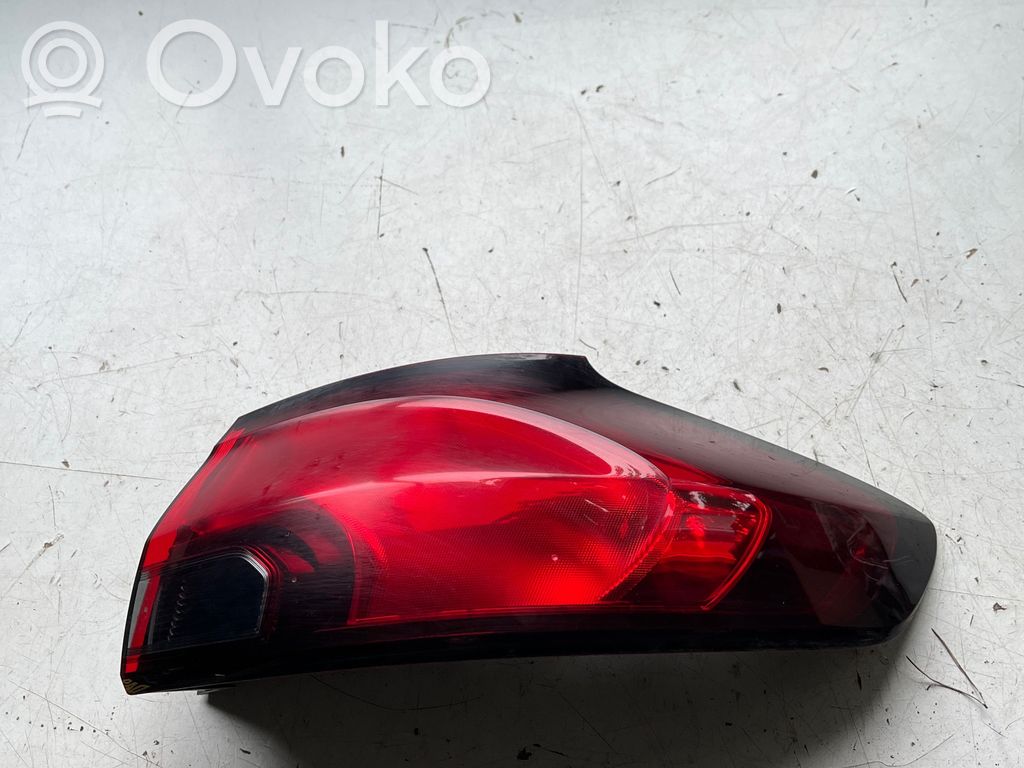 Opel Zafira C Lampa tylna 