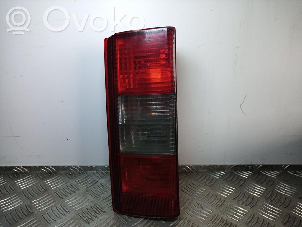 Luz trasera/de freno   E95302