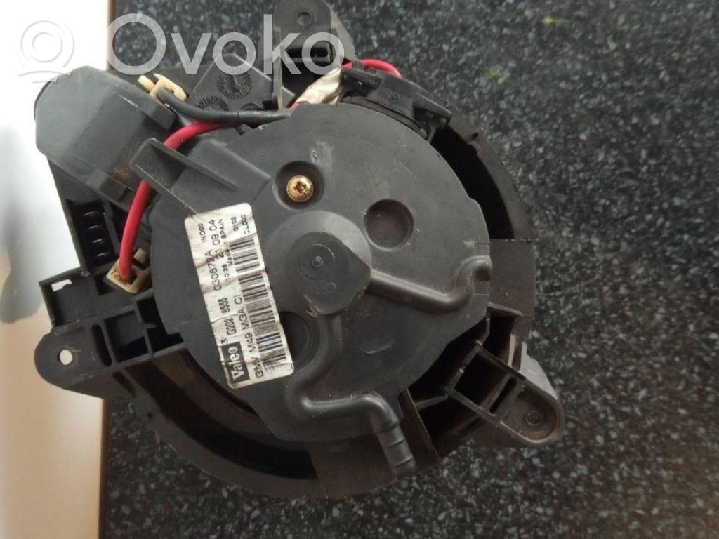 Mazā radiatora ventilators   030672A
