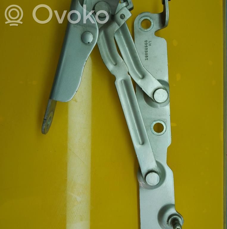 Volvo S80 Tailgate/trunk/boot hinge 