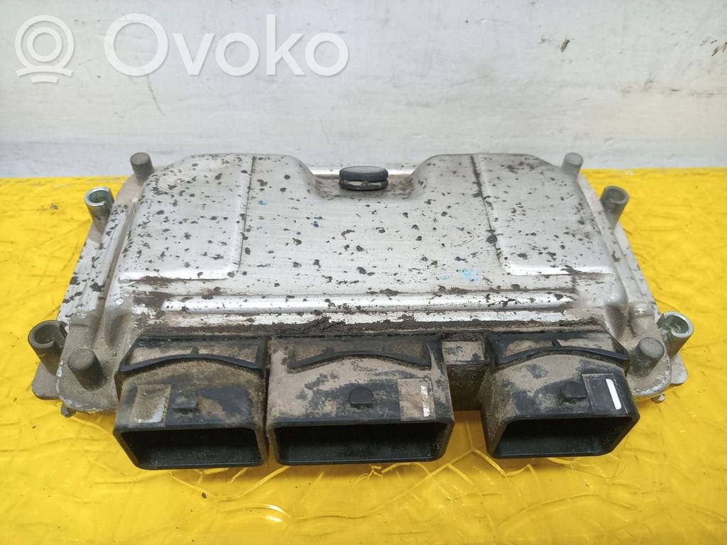 Citroen Berlingo Unidad de control/módulo ECU del motor 