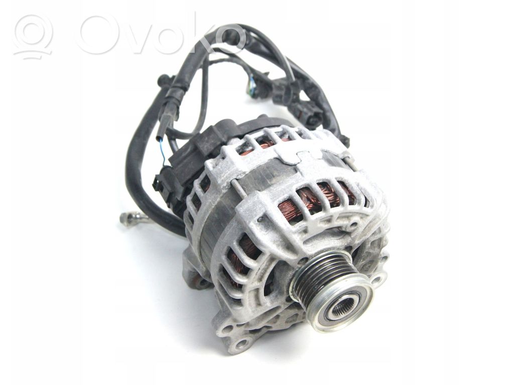 Volkswagen Golf VII Alternator 