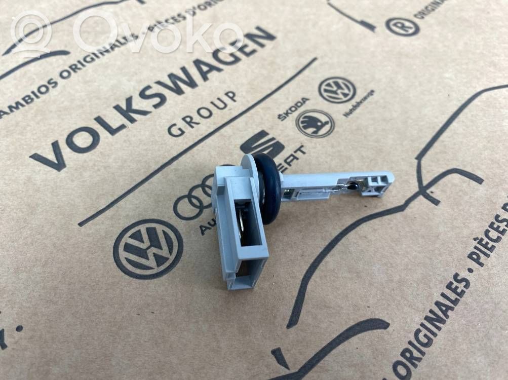 Volkswagen Golf VIII Sensor de temperatura de la toma de aire 