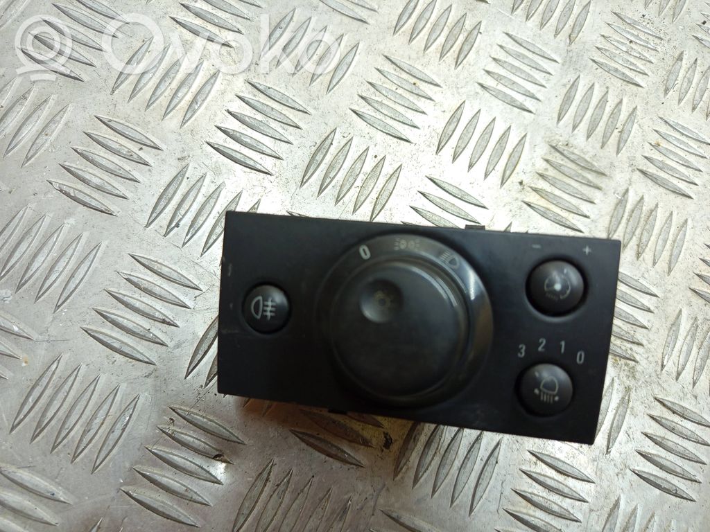 Interruptor de luz   93394756,0320,3183,04061015