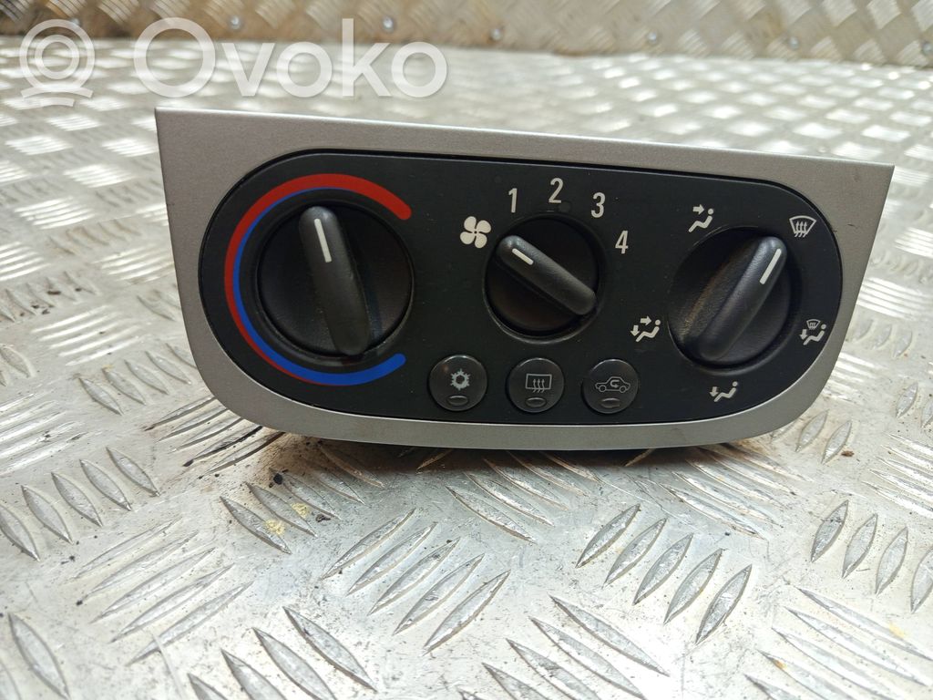 Climate control unit   031110H