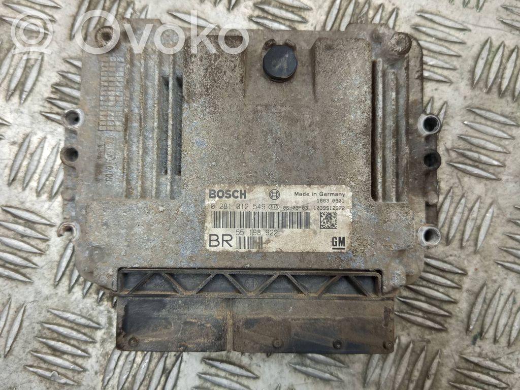 Opel Zafira B Engine control unit/module 
