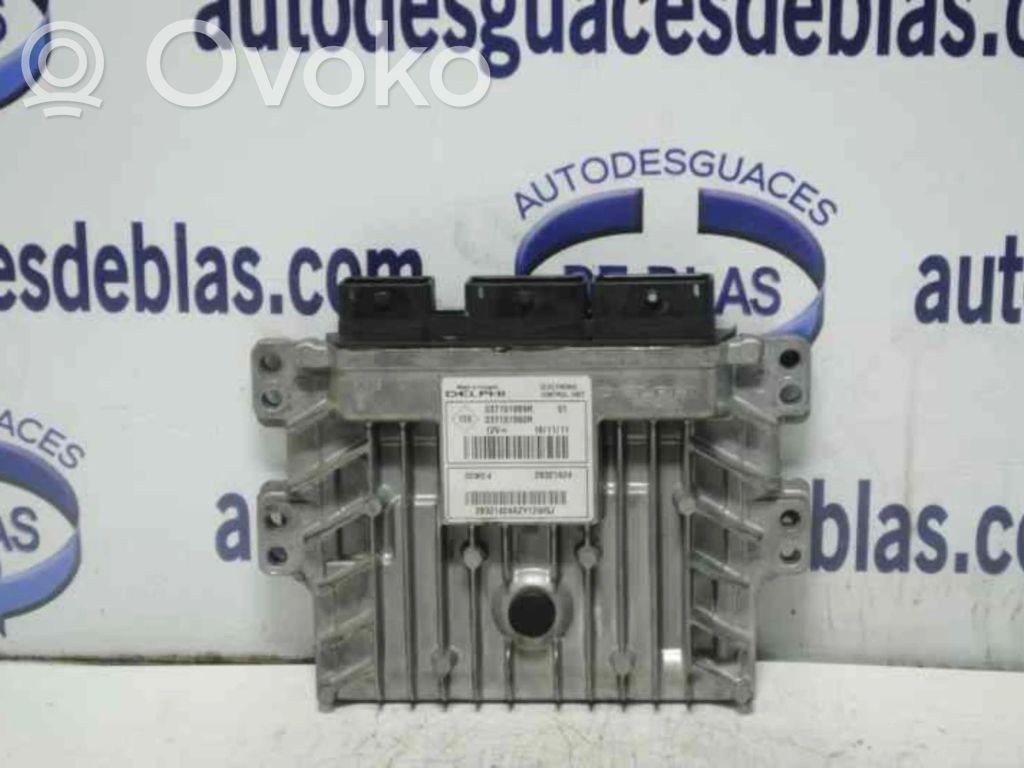 Renault Clio III Unitate control motor/modul ECU 