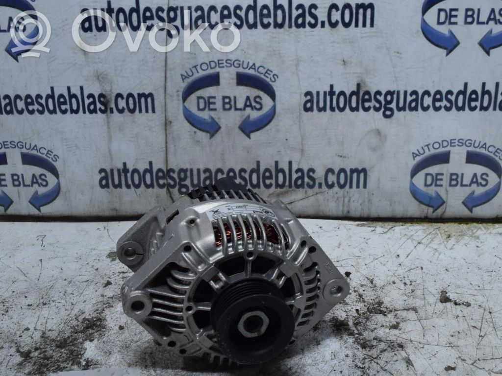 Renault Clio I Generatorius 