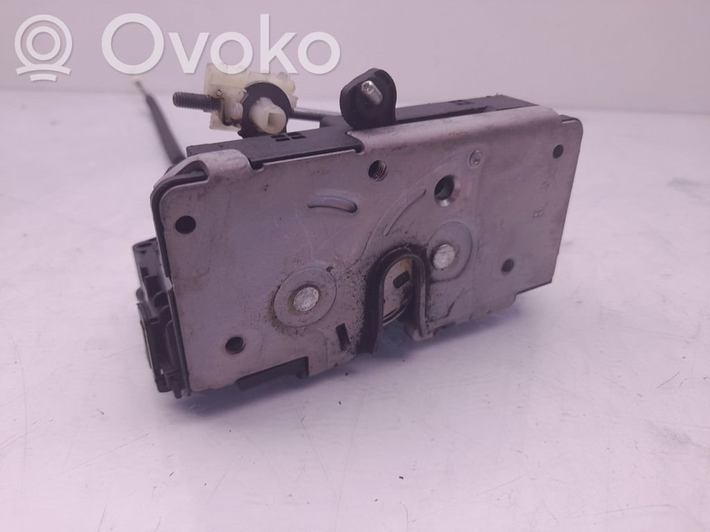 Front door lock   13431841