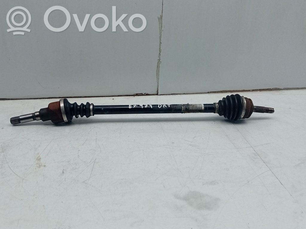 Etuvetoakseli   REFVISIVEL