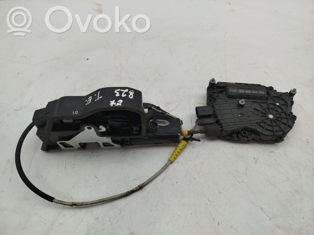 BMW X6 E71 Zamek drzwi tylnych 