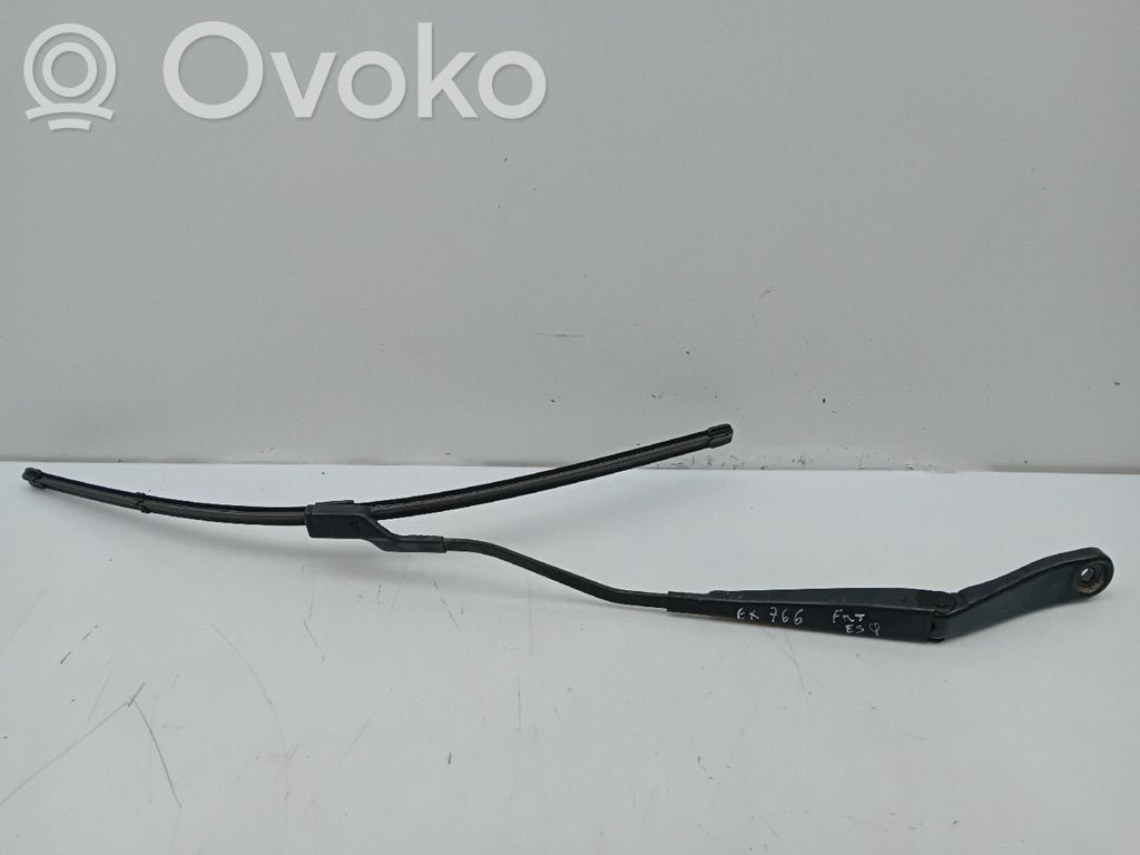 Volvo V40 Ramię wycieraczki szyby przedniej / czołowej 
