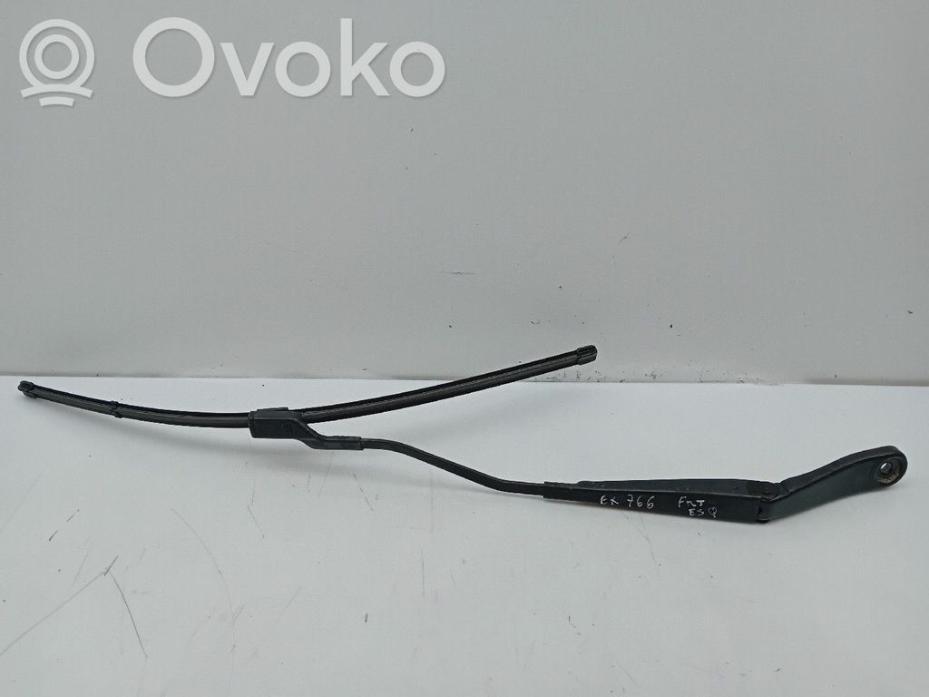 Volvo V40 Wischerarm vorne