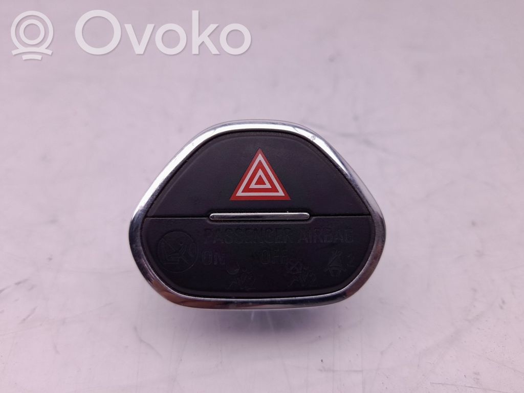 Opel Corsa E Interruttore luci di emergenza