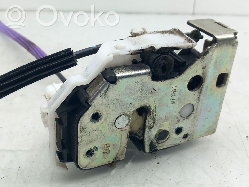 Serrure de porte avant   519839440