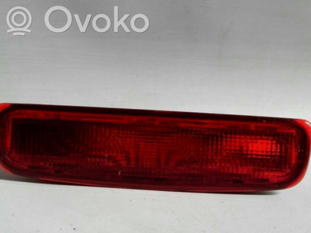 Dritte Bremsleuchte   89037432,8200690117