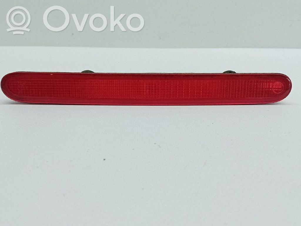 Citroen Berlingo Trzecie światło stop 