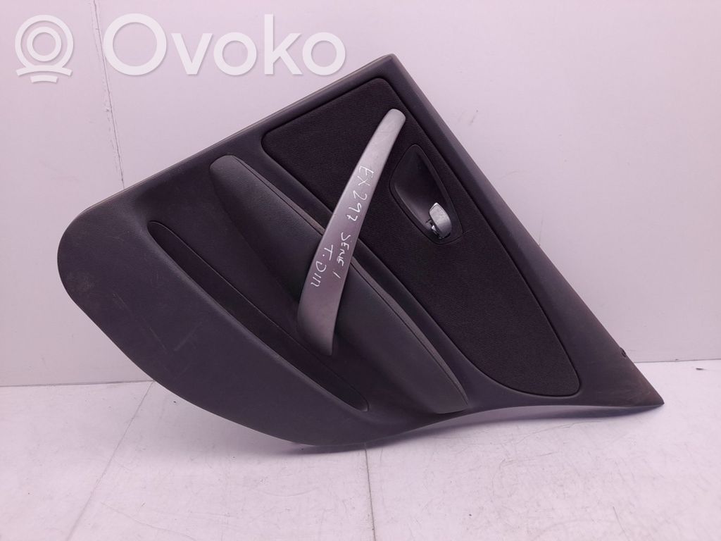 BMW 1 E81 E87 Rear door card panel trim 