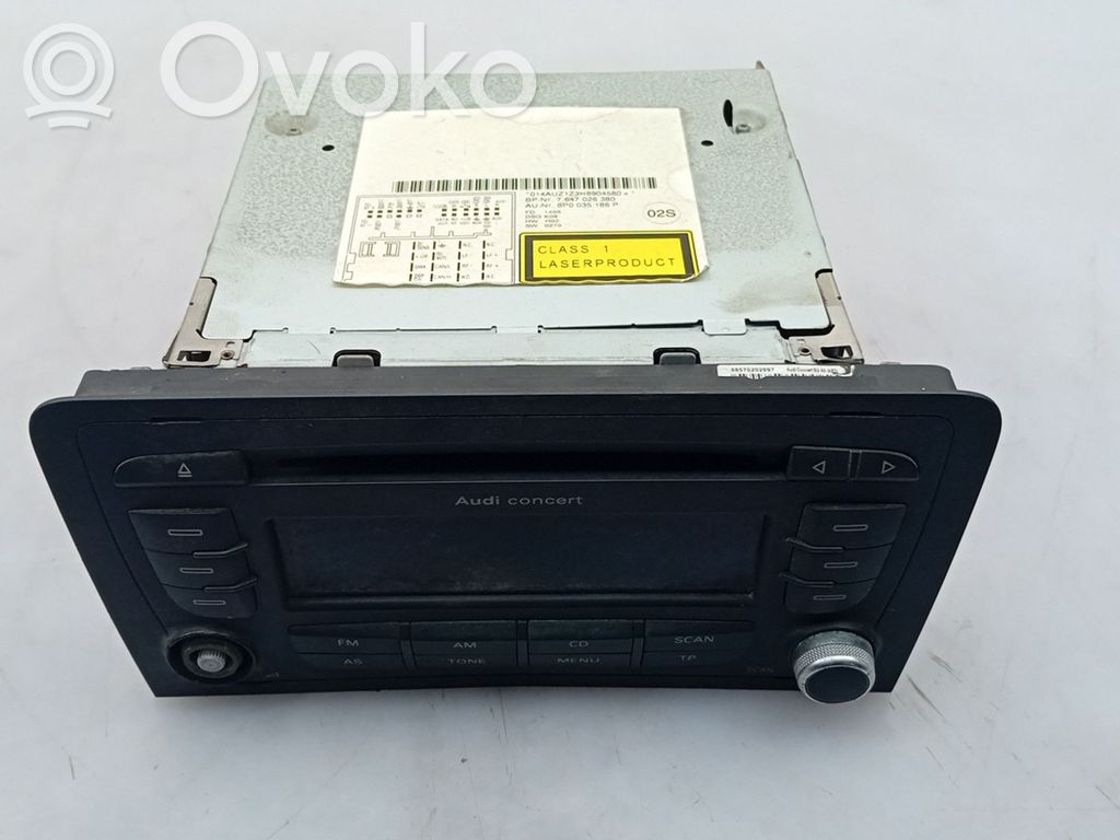 Radio / CD-Player / DVD-Player / Navigation   8P0035186P