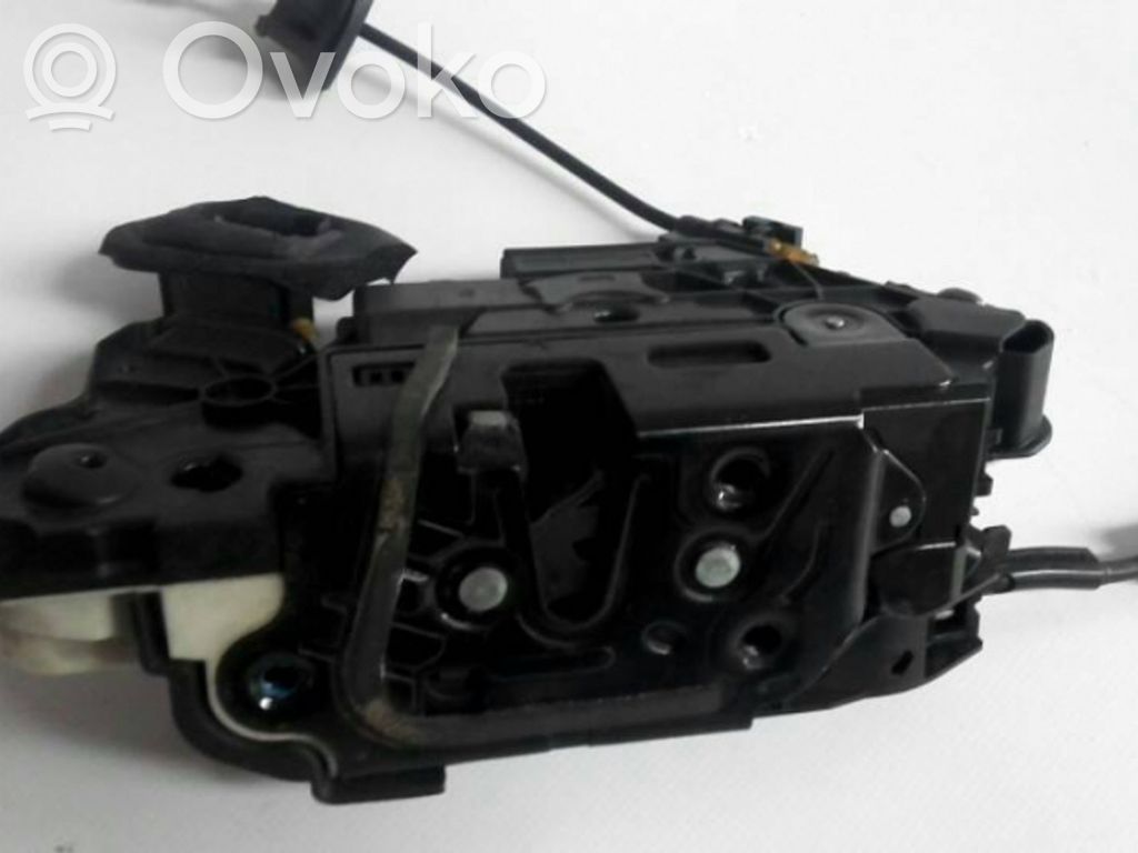 Serrure de porte avant   5K1837015E