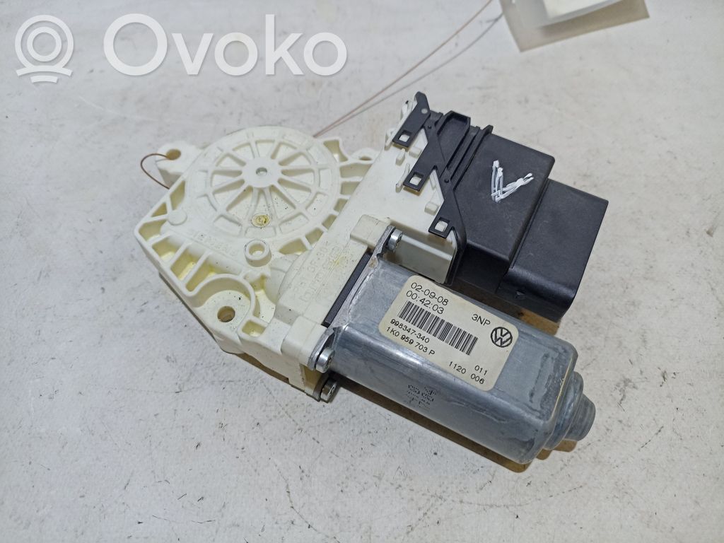 Volkswagen Golf V Motor macara geam ușă spate 