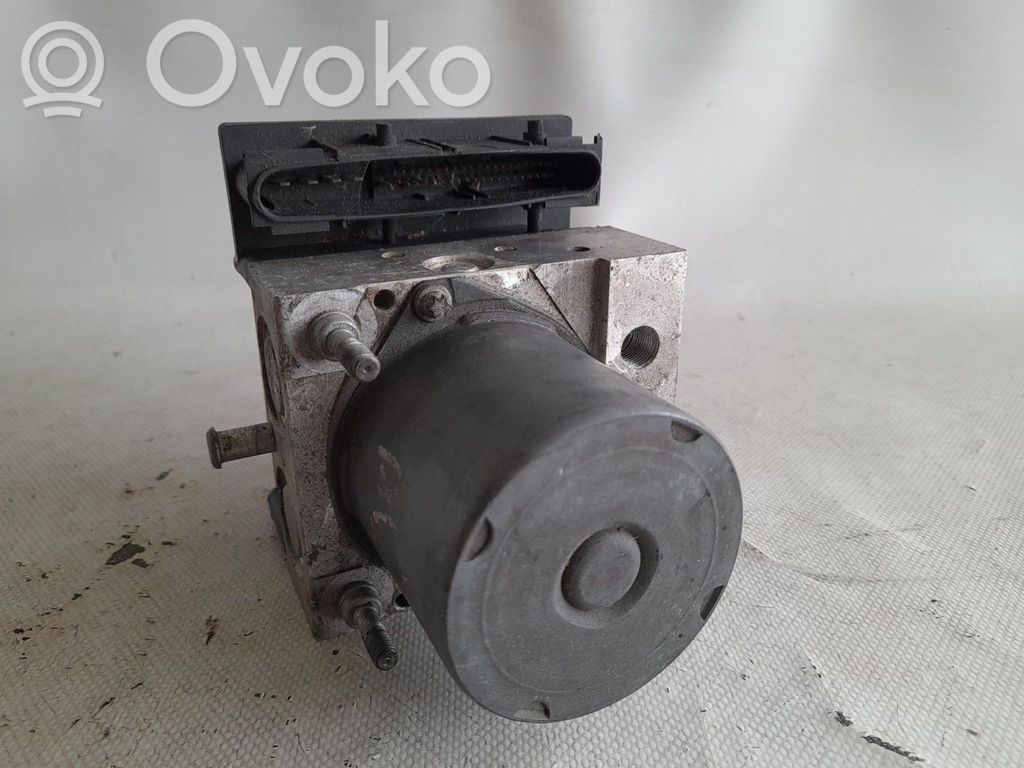 Unidad de control/módulo del ABS   265,950