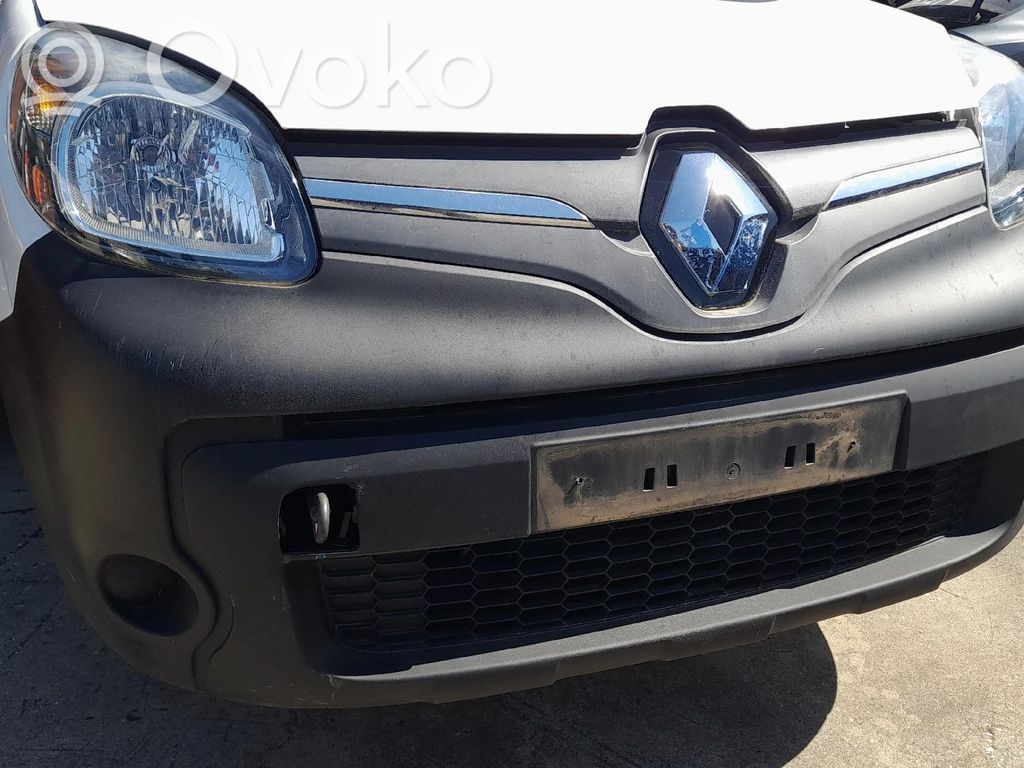 Renault Kangoo II Parachoques delantero 