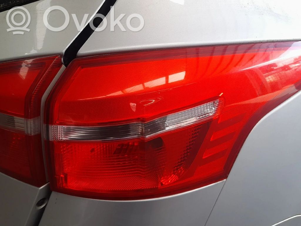 Rear/tail lights