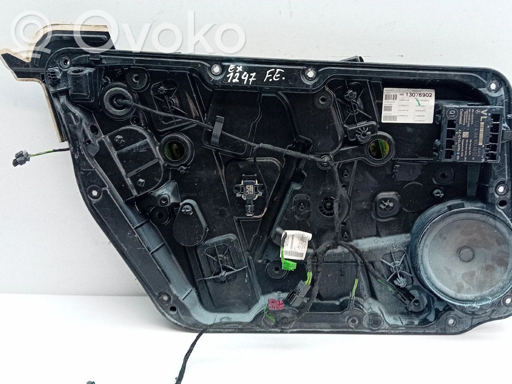 Mercedes-Benz A W176 Meccanismo di sollevamento del finestrino anteriore senza motorino 