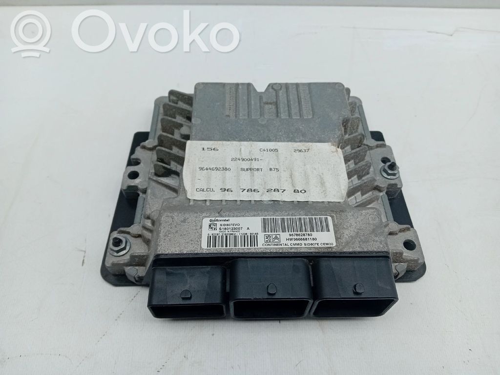 Moottorin ohjainlaite/moduuli   9678628780