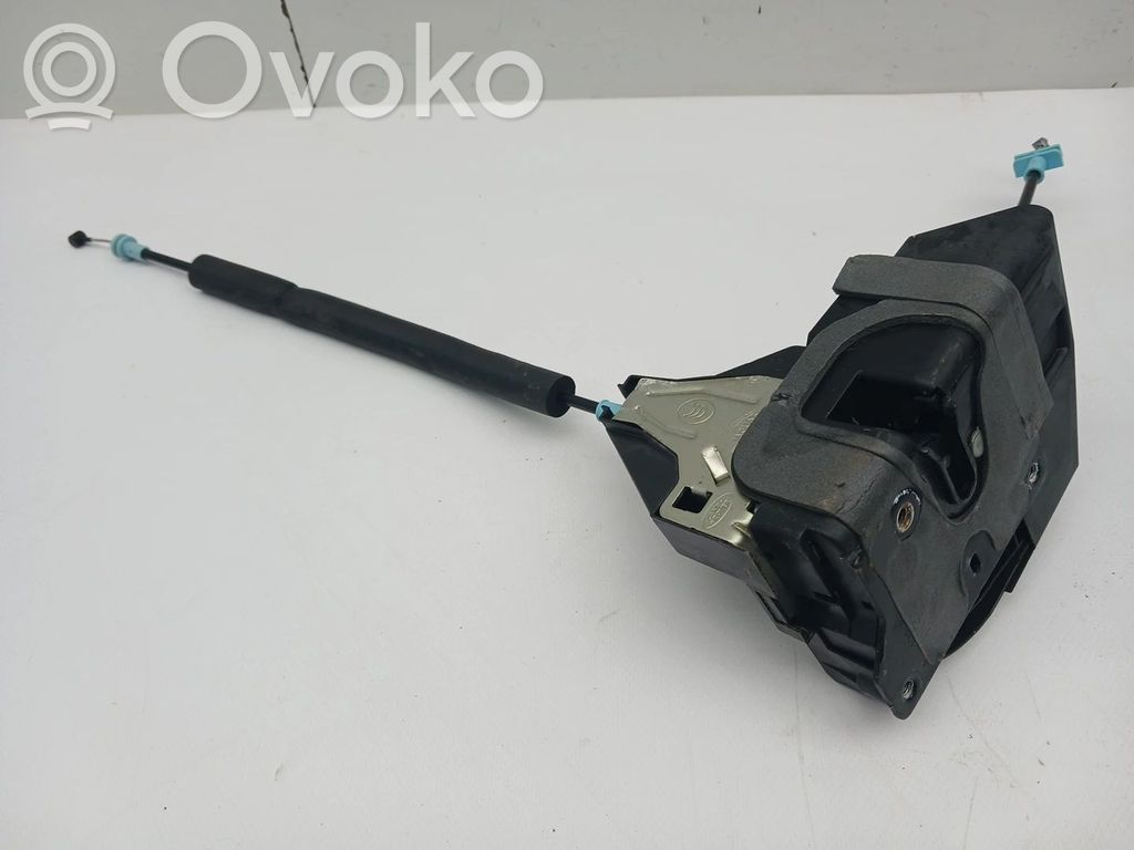 Aizmugurē slēdzene   J9C324994CC