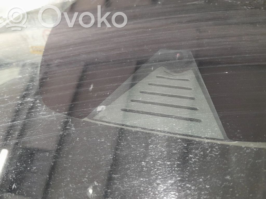 Windshield/windscreen camera