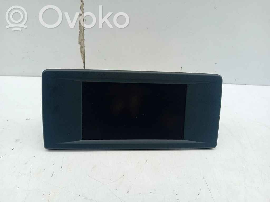 Screen/display/small screen   9306742,930674203