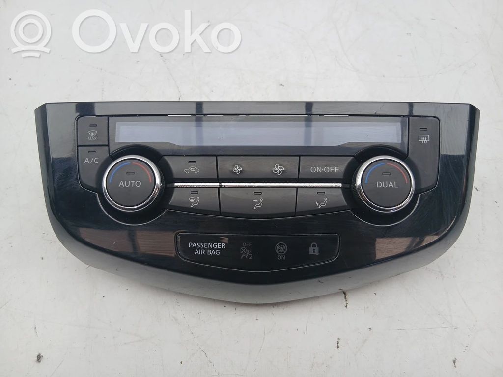 Nissan Qashqai Interruttore dell’aria condizionata (A/C)