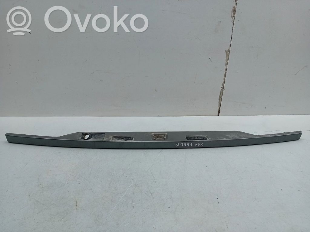 Land Rover Range Rover Evoque L538 Spynelė galinio dangčio (išorėje) 