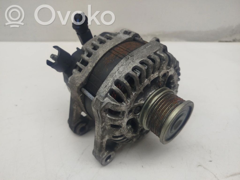 Opel Combo E Generator/alternator 