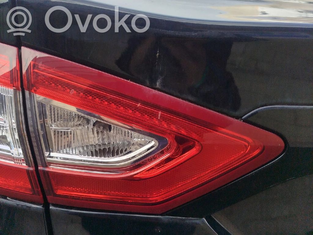 Ford Mondeo MK V Takaluukun takavalot