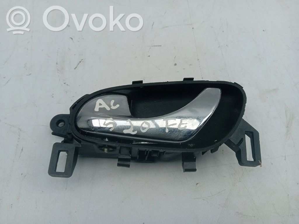 Nissan Qashqai Manecilla interna puerta delantera 