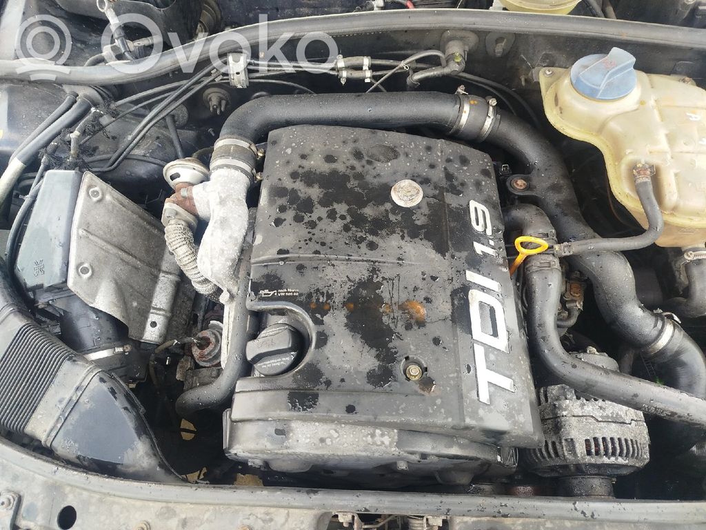 Audi A4 S4 B5 8D Motor 