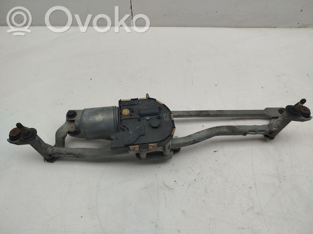 Motor del limpiaparabrisas   8P2955119