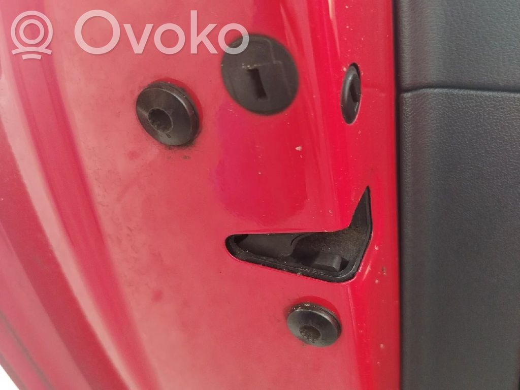 Audi A1 Zamek drzwi tylnych 