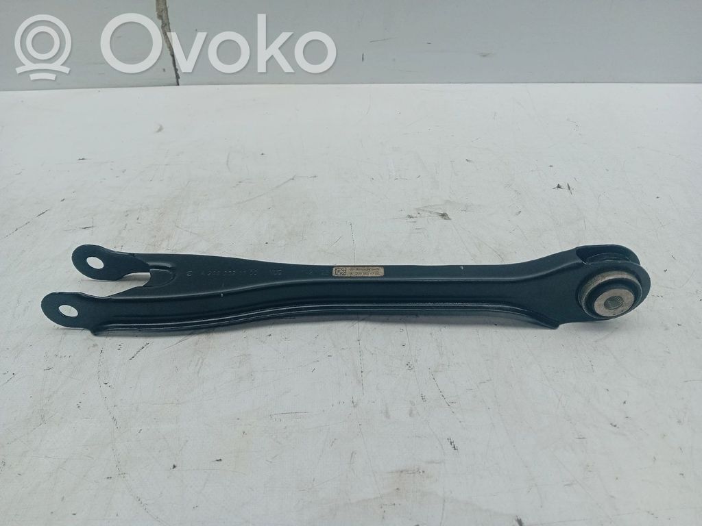 Brazo de suspensión trasero   A2063521100