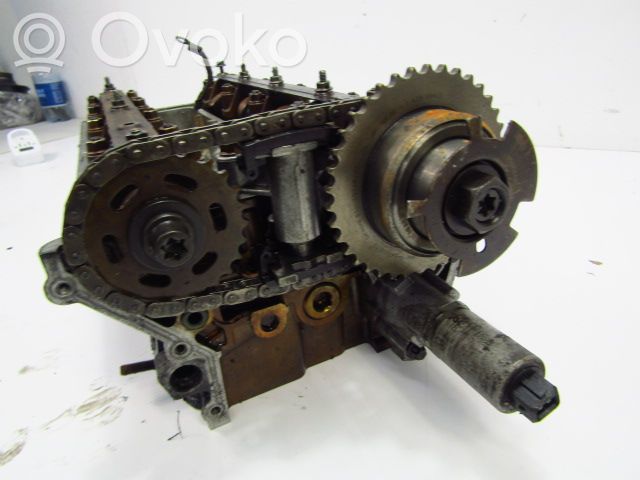 BMW 5 E39 Engine head 