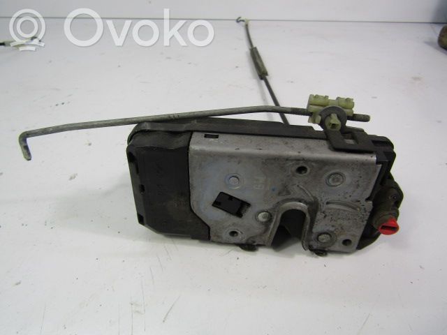 Opel Zafira B Takaoven lukko 