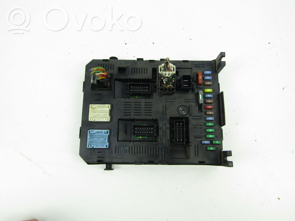 Citroen C5 Saugiklių dėžė (komplektas) 