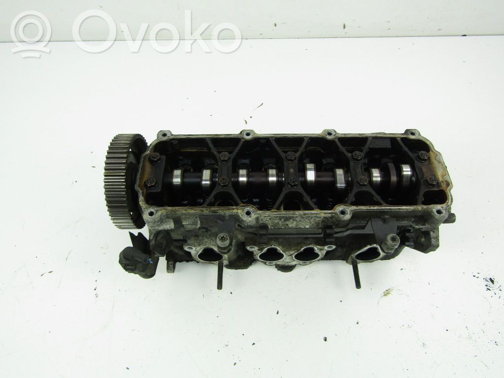 Volkswagen PASSAT B5.5 Engine head 