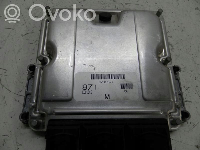 Mitsubishi Carisma Engine control unit/module ECU 