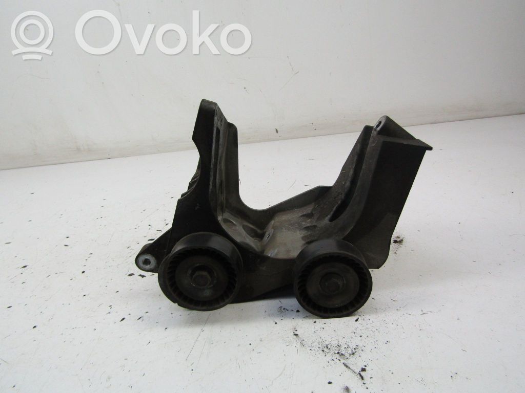 Ford Fiesta Generator/alternator bracket 